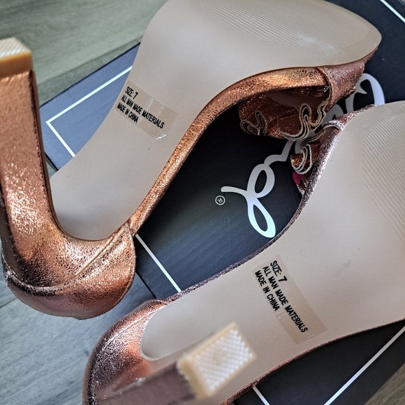 Qupid| rose gold distressed met pu~ open toed high heel with ankle strap - Picture 11 of 11